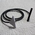 Armband courtesy schwarzweiss 2